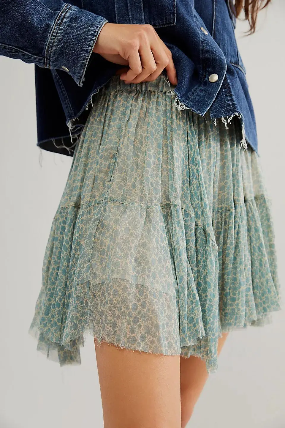 European and American high waisted floral irregular skirt, summer beach sexy A-line in stock
European and American high waisted floral irregular skirt, summer beach sexy A-line in stock