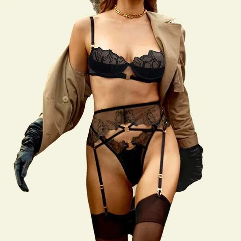 Tornova Erotic Lingerie Fashionable See-through Embroidery Shapingslim Women Delicate Sexy Lingerie Split Hot Set with Leg Socks
Tornova Erotic Lingerie Fashionable See-through Embroidery Shapingslim Women Delicate Sexy Lingerie Split Hot Set with Leg Socks