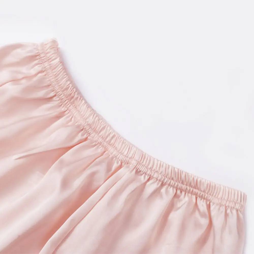 Loose-Fit Silk Outer Wear Ruffle Safety Pants Anti Emptied Shorts
Loose-Fit Silk Outer Wear Ruffle Safety Pants Anti Emptied Shorts