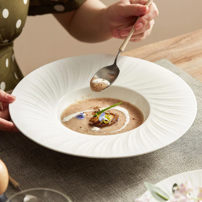 Чистая белая керамическая тарелка для овощного салата, глубокая тарелка, тарелка для супа, таркань для пасты, ресторана, фруктовая тарелка, специальная посуда
Чистая белая керамическая тарелка для овощного салата, глубокая тарелка, тарелка для супа, таркань для пасты, ресторана, фруктовая тарелка, специальная посуда