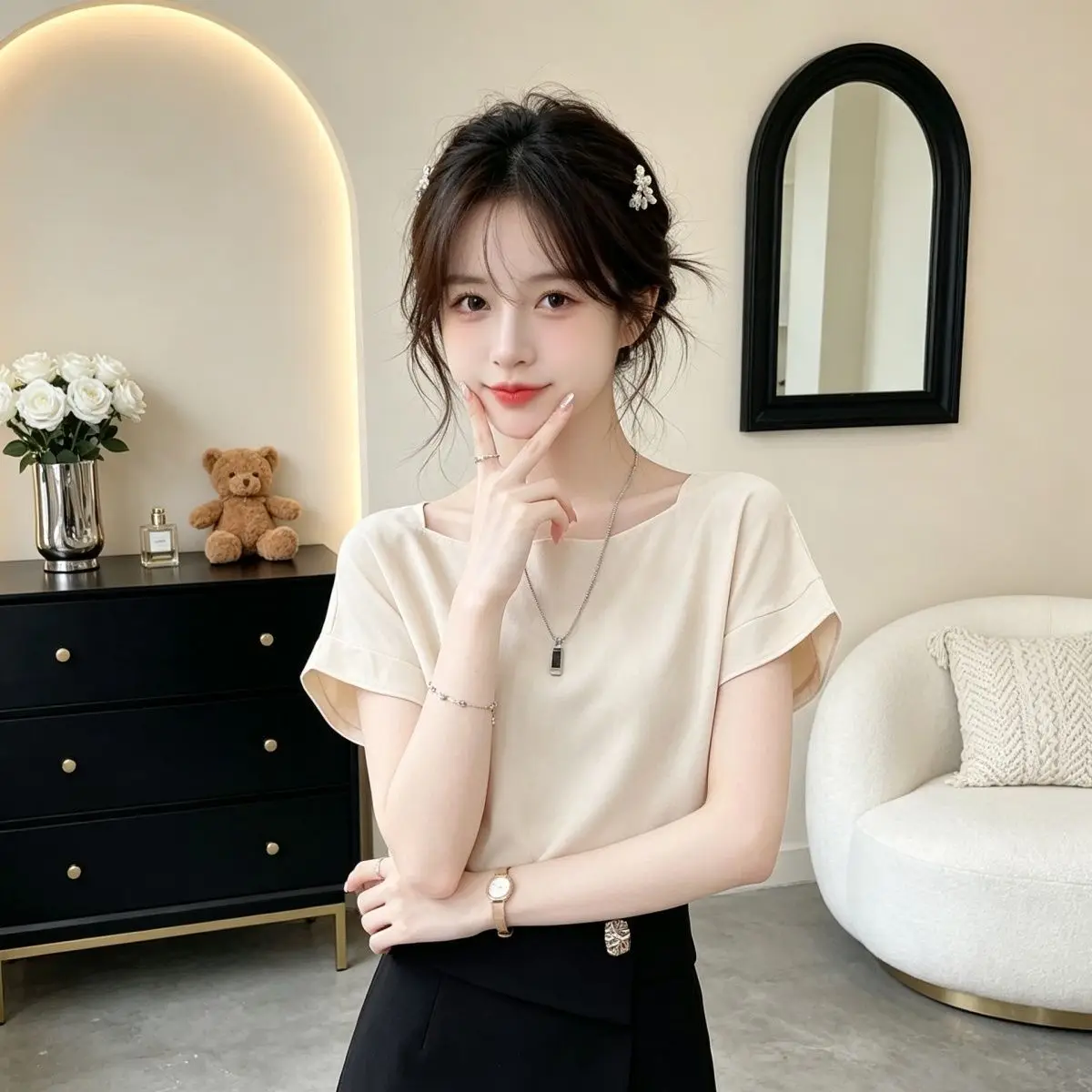Fashionable Chiffon Shirt Women's Summer Thin Short Sleeve Top Elegant Cute Stylish Loose Fit round Neck Easy Care Shirt
Fashionable Chiffon Shirt Women's Summer Thin Short Sleeve Top Elegant Cute Stylish Loose Fit round Neck Easy Care Shirt