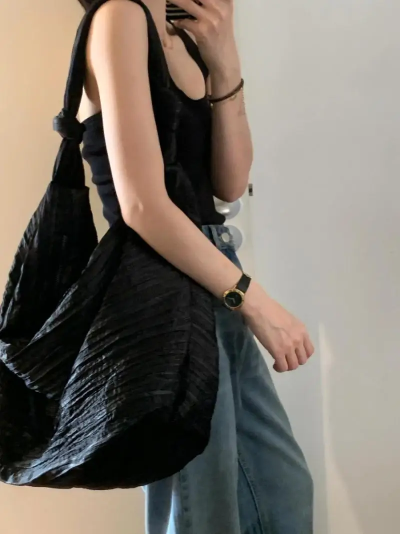 Black Gray Canvas Shoudler Bag for Women, Hobos Crossboday Bag with Zipper, Female Casual Large Messenger Bag
Black Gray Canvas Shoudler Bag for Women, Hobos Crossboday Bag with Zipper, Female Casual Large Messenger Bag