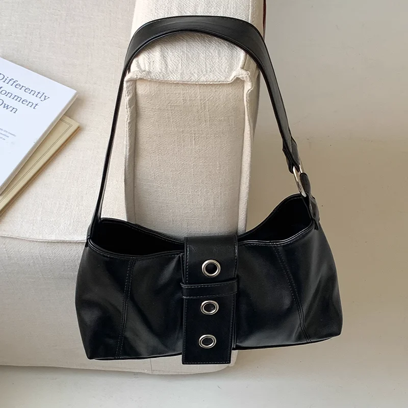 Брендовая модная женская сумка на плечо, универсальная трендовая мотоциклетная сумка под мышками, высококачественная женская сумка в старом стиле с заклепками, женская сумка 
Брендовая модная женская сумка на плечо, универсальная трендовая мотоциклетная сумка под мышками, высококачественная женская сумка в старом стиле с заклепками, женская сумка