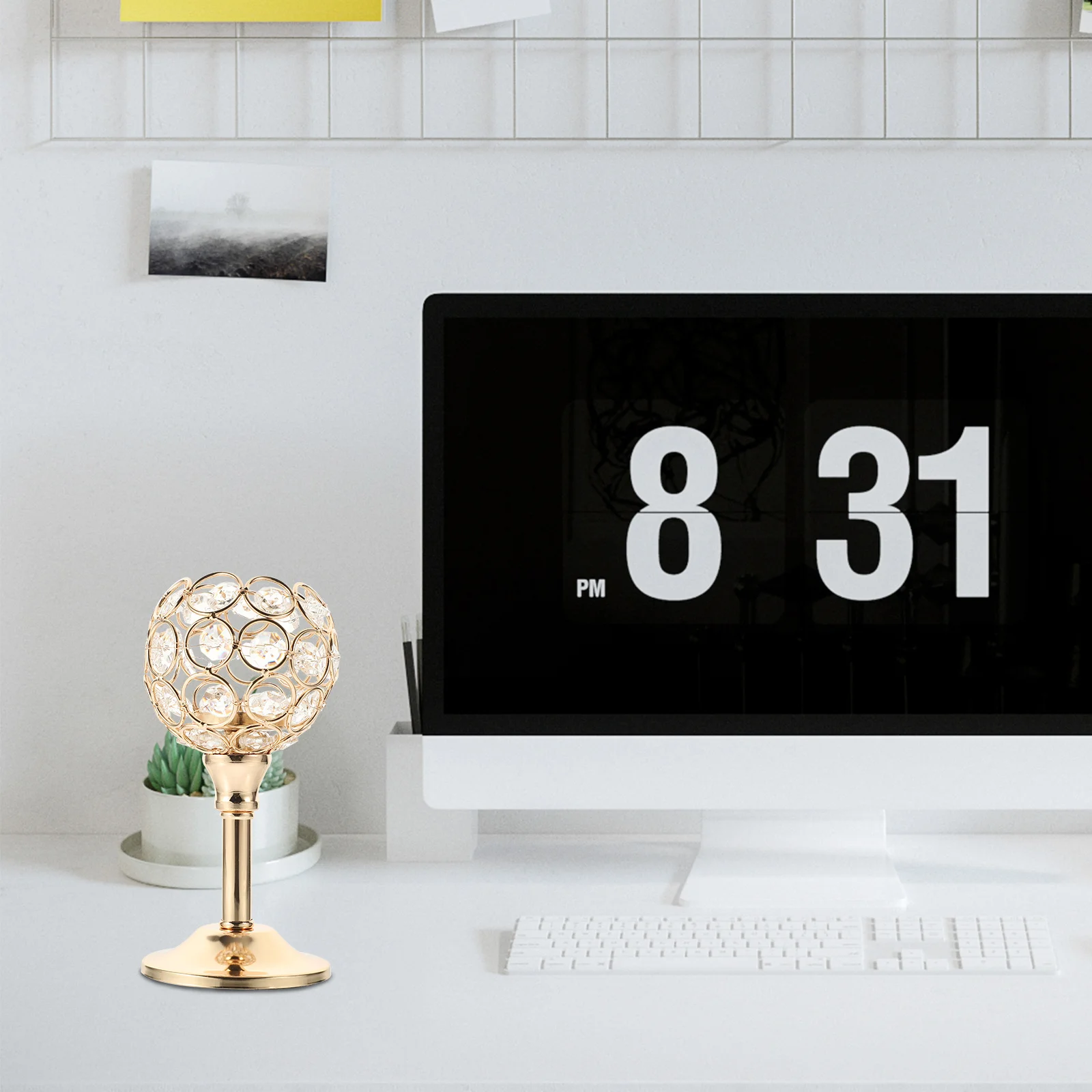 Crystal Holder European Style Dining Table Candlestick Wedding Tea Light Decorative Centerpiece Stand
Crystal Holder European Style Dining Table Candlestick Wedding Tea Light Decorative Centerpiece Stand