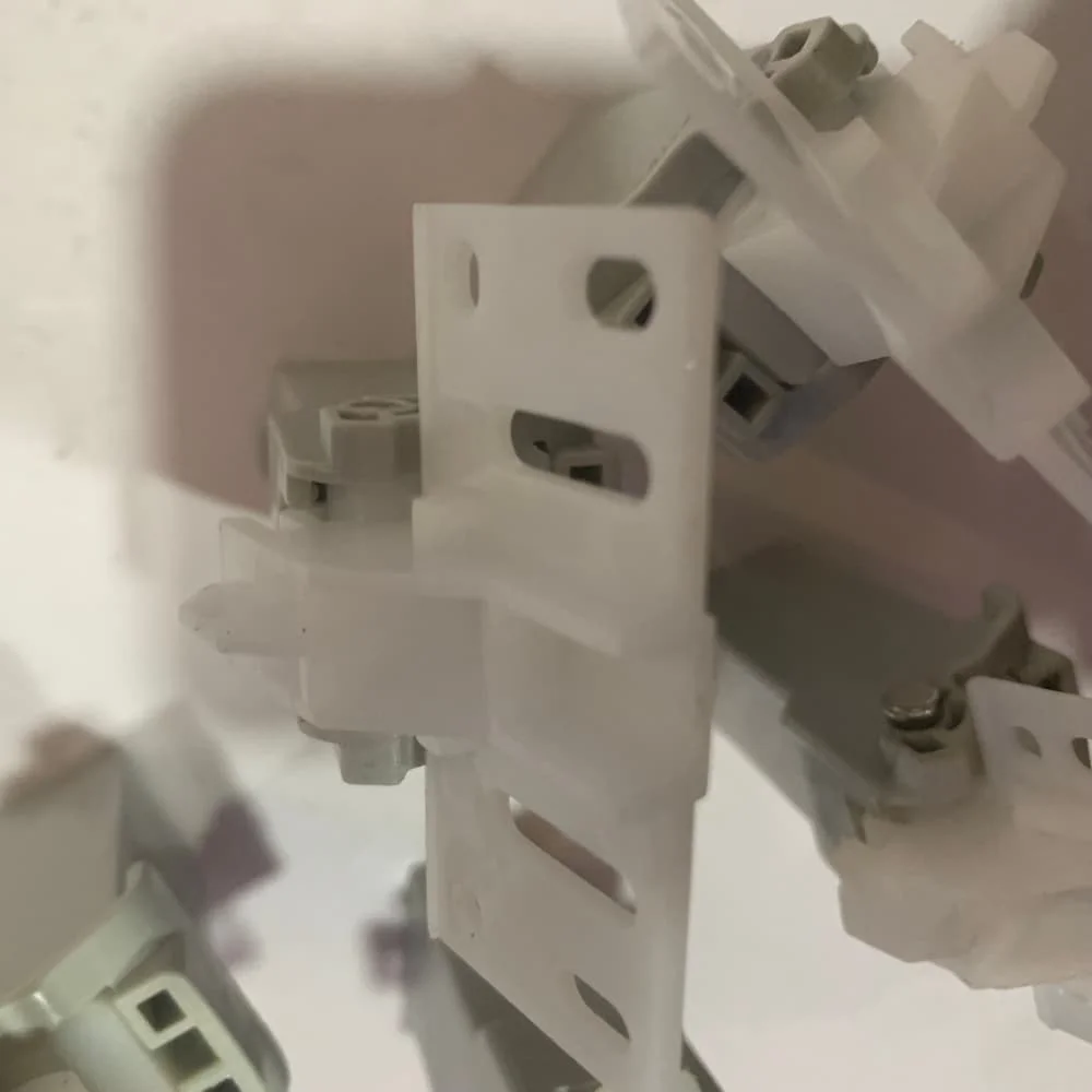 FL3-6313-000 FL4-2050 Шарнир ADF правый левый для Canon IR 1430 1435 C1225 C1325 C1335 ADV C250 C350 C351 MF810 MF820 MF830
FL3-6313-000 FL4-2050 Шарнир ADF правый левый для Canon IR 1430 1435 C1225 C1325 C1335 ADV C250 C350 C351 MF810 MF820 MF830