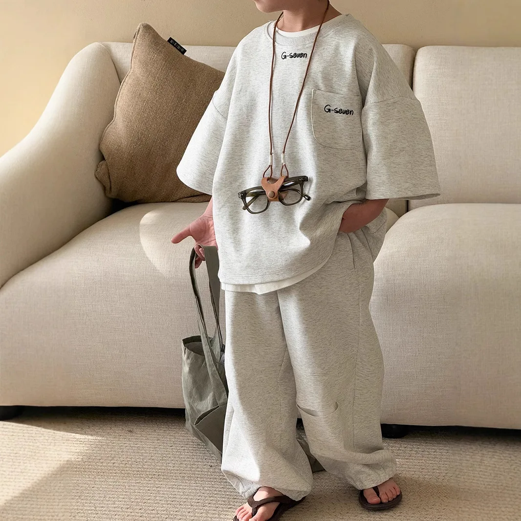 Childrens Set Spring and Autumn Korean Edition Fashion Versatile Casual Short Sleeved Pants Sports Two Piece Set
Childrens Set Spring and Autumn Korean Edition Fashion Versatile Casual Short Sleeved Pants Sports Two Piece Set