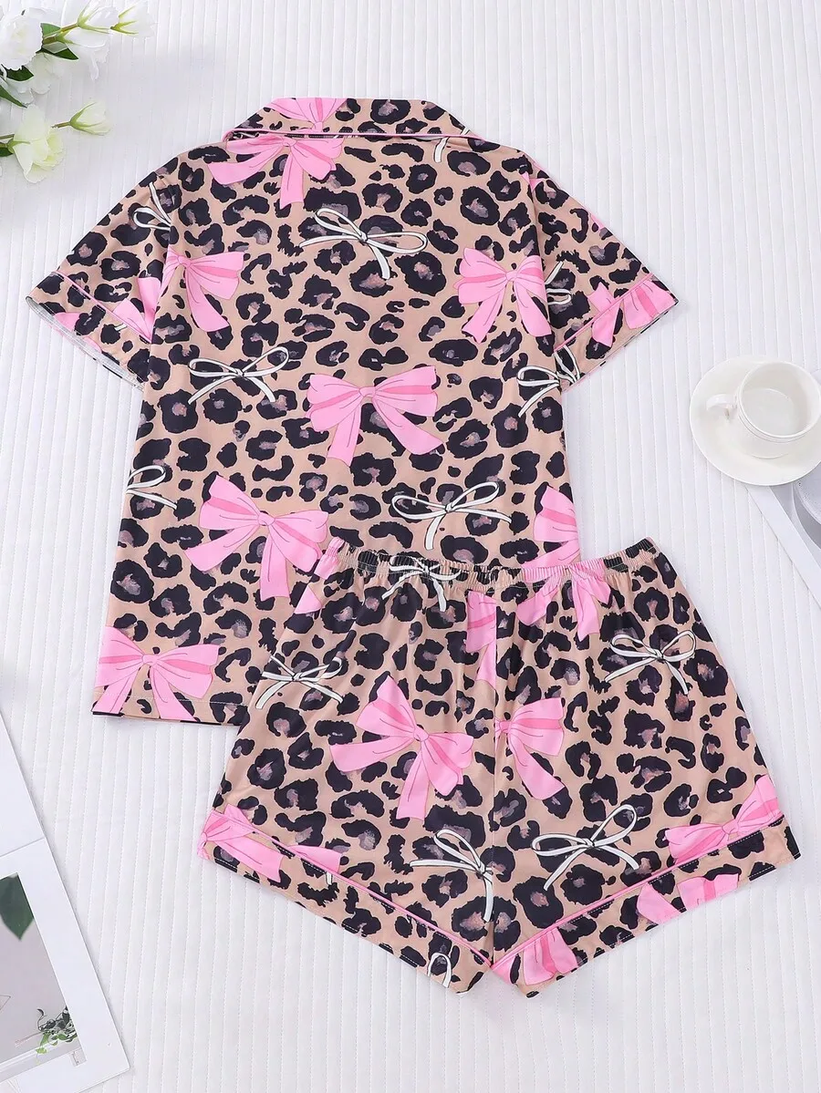 Leopard Print Bowknot Women Pajama Set Collar Short Sleeve Top And Elastic Waist Shorts Sleepwear Loungewear
Leopard Print Bowknot Women Pajama Set Collar Short Sleeve Top And Elastic Waist Shorts Sleepwear Loungewear