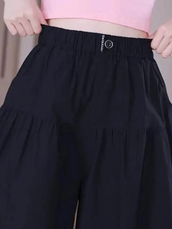 Quick Dry Ice Silk Thin Casual Five-Quarter Pants Skirt Women Lazy Style Shorts Loose Meat Concealing Slimming Skirt Pants
Quick Dry Ice Silk Thin Casual Five-Quarter Pants Skirt Women Lazy Style Shorts Loose Meat Concealing Slimming Skirt Pants