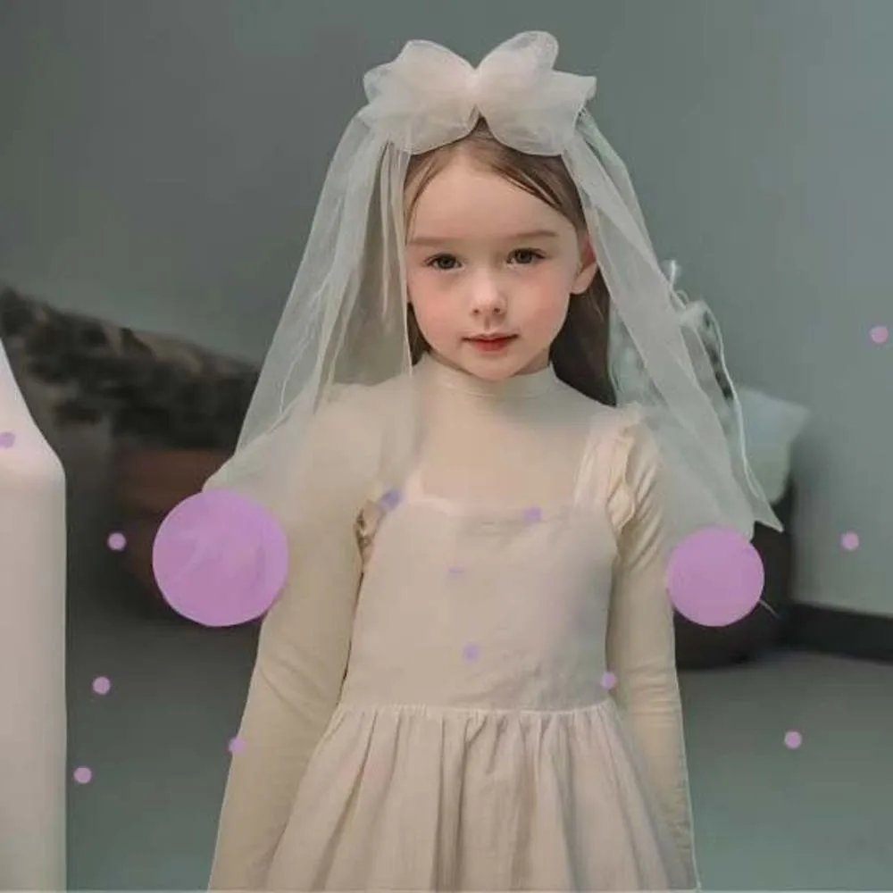 Fashion Flowing Bow Veil Hair Hoop Polyester Beige Girls Head Gauze Headband Hairband Bridal Tulle for Girls
Fashion Flowing Bow Veil Hair Hoop Polyester Beige Girls Head Gauze Headband Hairband Bridal Tulle for Girls