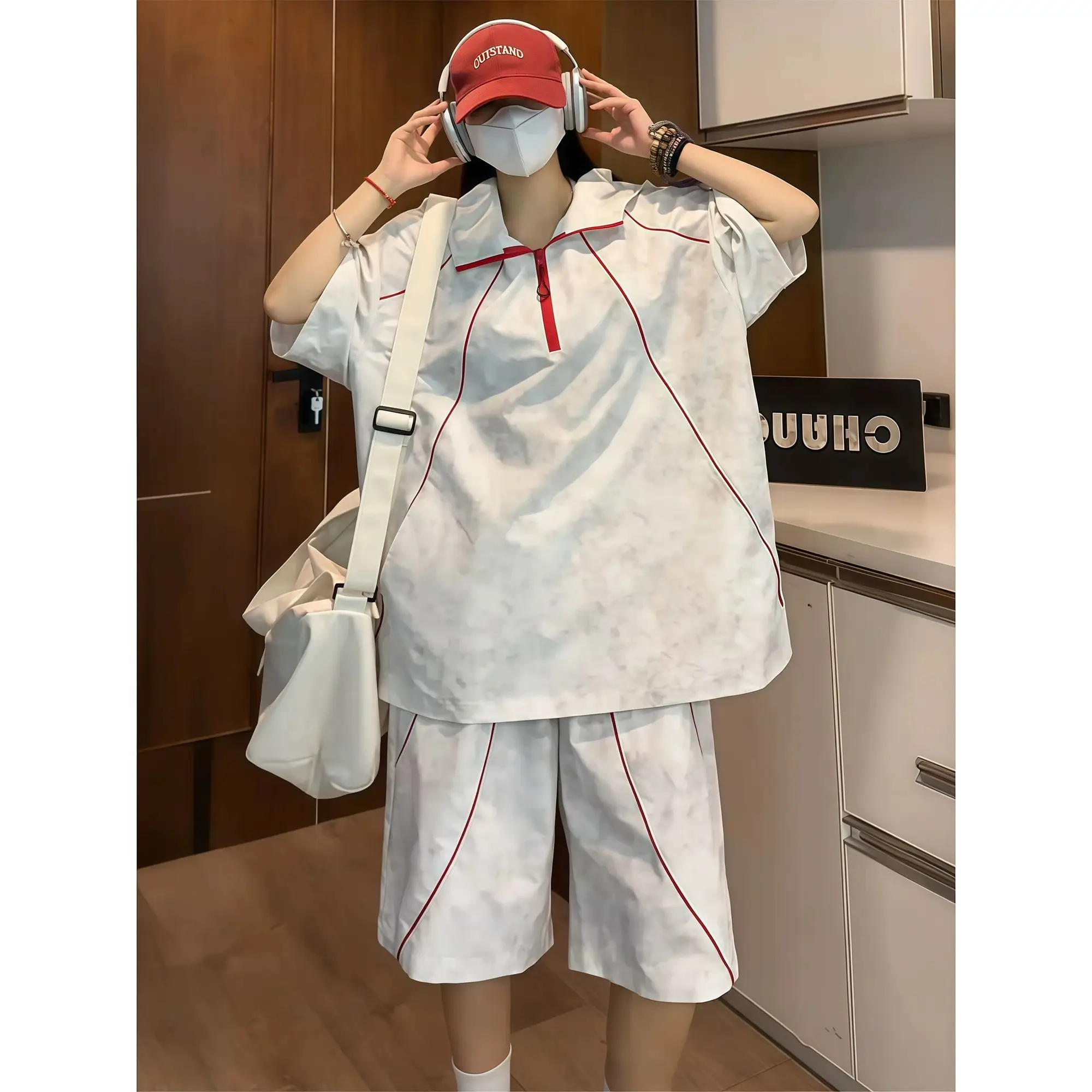 White Dyed Short Sleeve Hoodie Set Men's Summer Texture Quick Dry T-Shirt Shorts Fashionable Youth Polyester Fiber
White Dyed Short Sleeve Hoodie Set Men's Summer Texture Quick Dry T-Shirt Shorts Fashionable Youth Polyester Fiber