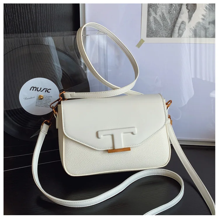 Женская сумка через плечо большой вместимости, высококачественная нишевая сумка, модные трендовые сумки с диагональю для женщин
Женская сумка через плечо большой вместимости, высококачественная нишевая сумка, модные трендовые сумки с диагональю для женщин