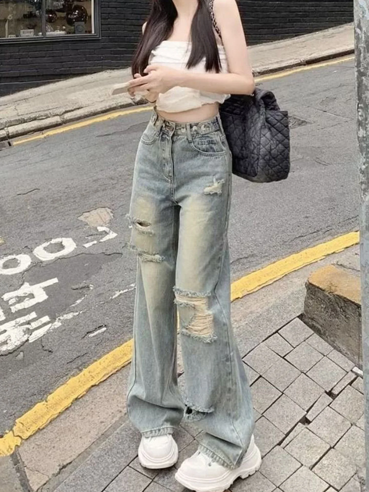 American Style High Waist Wide Leg Jeans Women's Summer New High Street Loose Drapey Denim Pants with Hole Straight Cut
American Style High Waist Wide Leg Jeans Women's Summer New High Street Loose Drapey Denim Pants with Hole Straight Cut