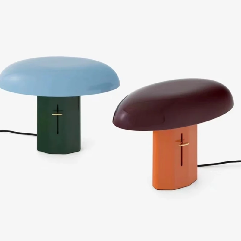 Creative modern minimalist living room bedroom bedside table lamp
Creative modern minimalist living room bedroom bedside table lamp