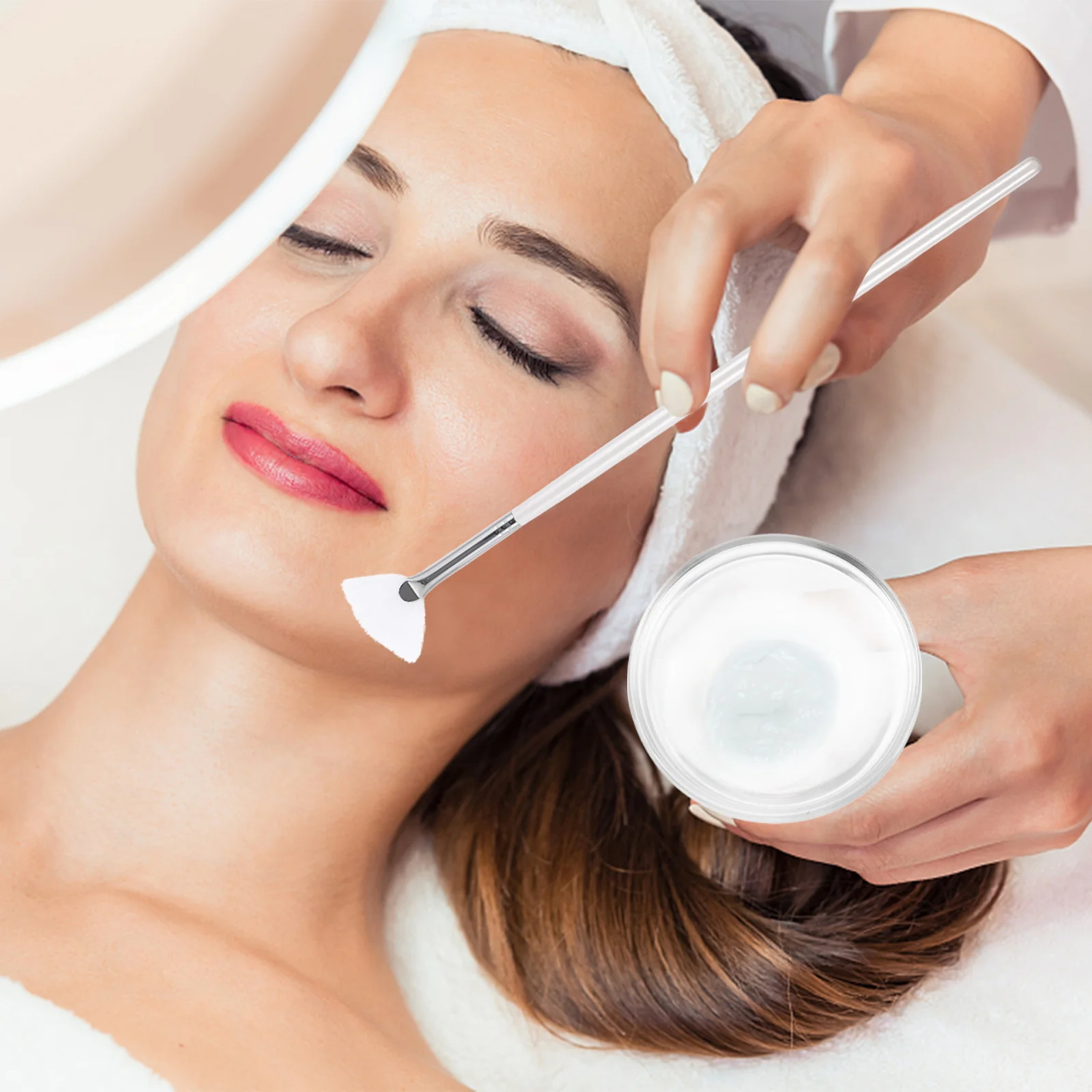 1Set Fruit Acid Brush Set Gentle Touch Applicator with Bowl for Highlighter Blush Crease Diffusion Beauty Salon DIY Use
1Set Fruit Acid Brush Set Gentle Touch Applicator with Bowl for Highlighter Blush Crease Diffusion Beauty Salon DIY Use