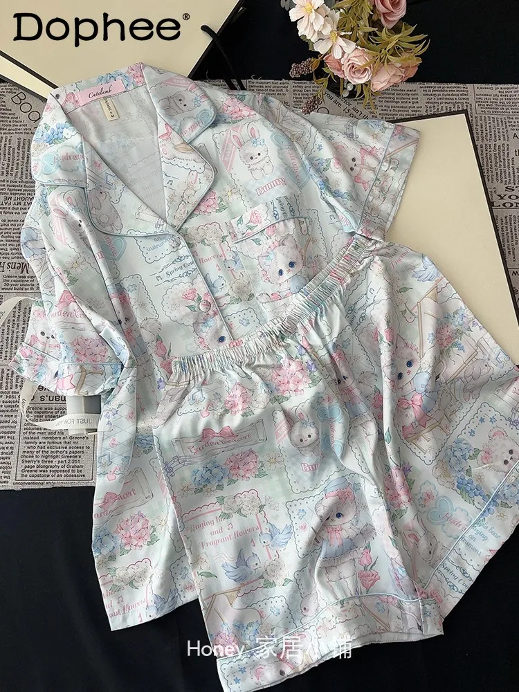 2025 New Summer Casual Loose Cute Cat Short-sleeved Shorts Ice Silk Pajamas Sweet Girl Doll Loungewear Two-piece Set
2025 New Summer Casual Loose Cute Cat Short-sleeved Shorts Ice Silk Pajamas Sweet Girl Doll Loungewear Two-piece Set