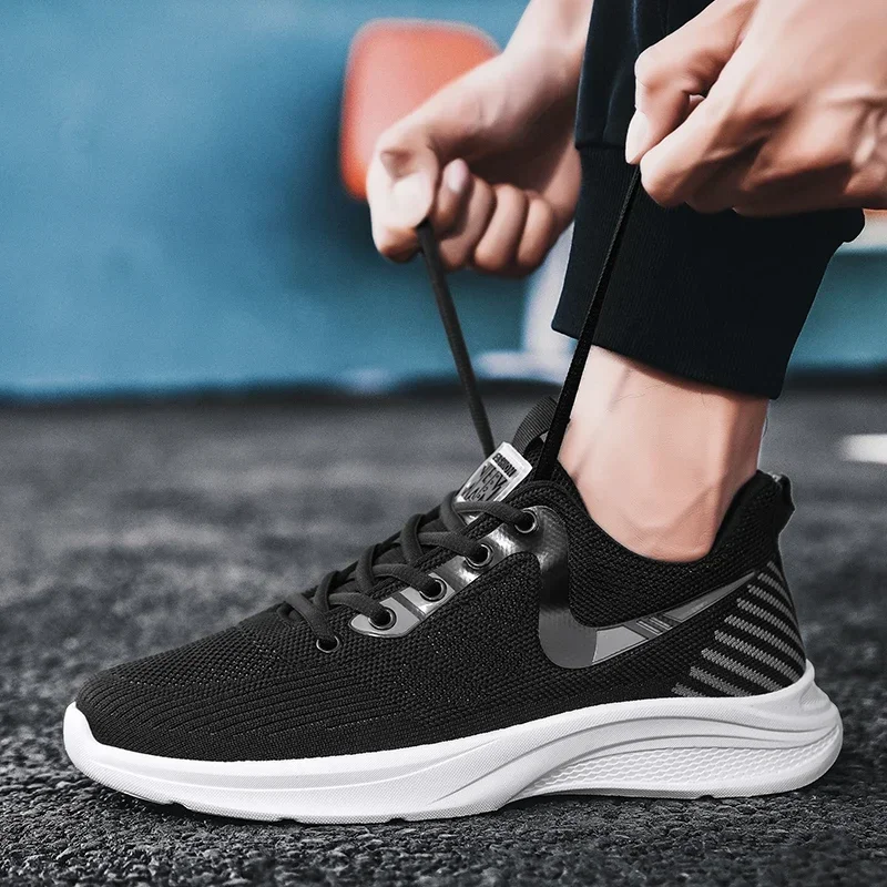 Men's Sports Shoes Round-toed Flat-heeled High-quality Low-top Lace-up New Breathable Large-sized Casual Running Shoes
Men's Sports Shoes Round-toed Flat-heeled High-quality Low-top Lace-up New Breathable Large-sized Casual Running Shoes