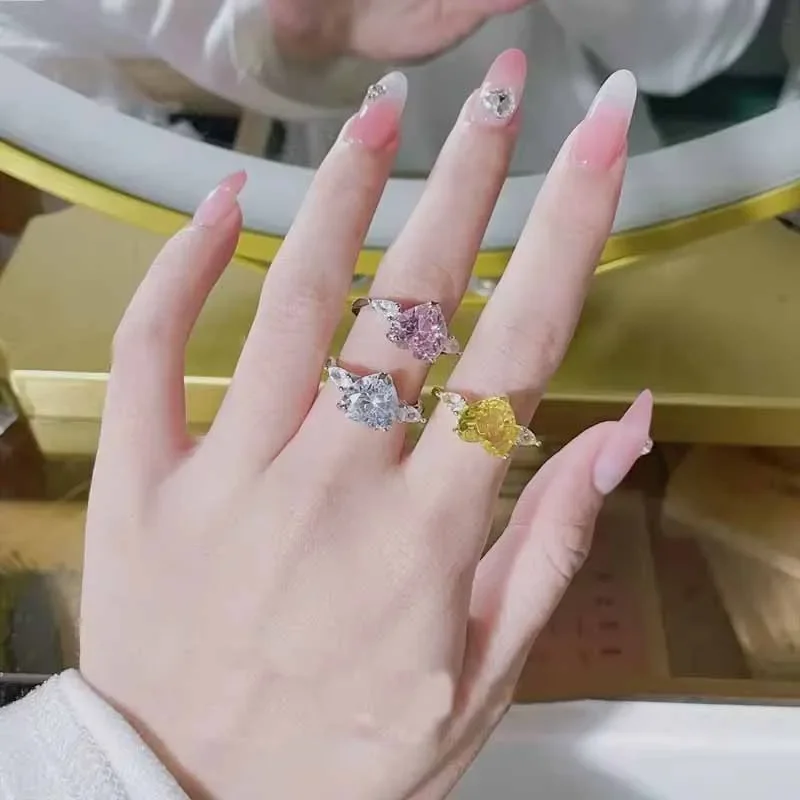 MDL Moissanit1 Style Explosive Micro Zirconia Ring 18K Simulated Sri Lankan Yellow Diamond Ring
MDL Moissanit1 Style Explosive Micro Zirconia Ring 18K Simulated Sri Lankan Yellow Diamond Ring