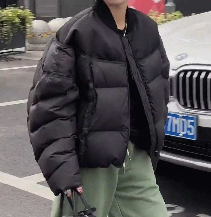 Loose Cotton Jacket for Women Short Style 2025 Winter Fashion New Loose Fashion Thickened Puffer Jacket Coat
Loose Cotton Jacket for Women Short Style 2025 Winter Fashion New Loose Fashion Thickened Puffer Jacket Coat