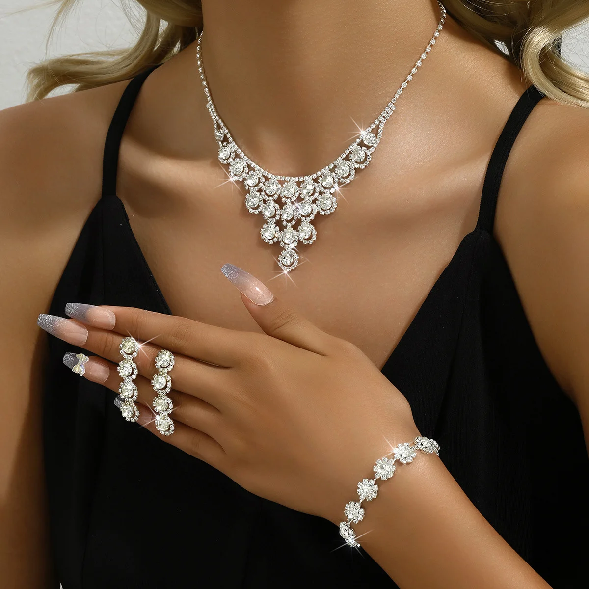 Luxury Flower Cluster Crystal Jewelry Set for Women, Sparkling Necklace Earrings Bracelet, Bridal Wedding Party Prom Gift
Luxury Flower Cluster Crystal Jewelry Set for Women, Sparkling Necklace Earrings Bracelet, Bridal Wedding Party Prom Gift
