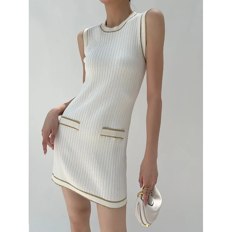 Hong Shirt 2024 Summer New Elegant Style Skirt Women's round Neck Sleeveless Straight Knitted Dress
Hong Shirt 2024 Summer New Elegant Style Skirt Women's round Neck Sleeveless Straight Knitted Dress