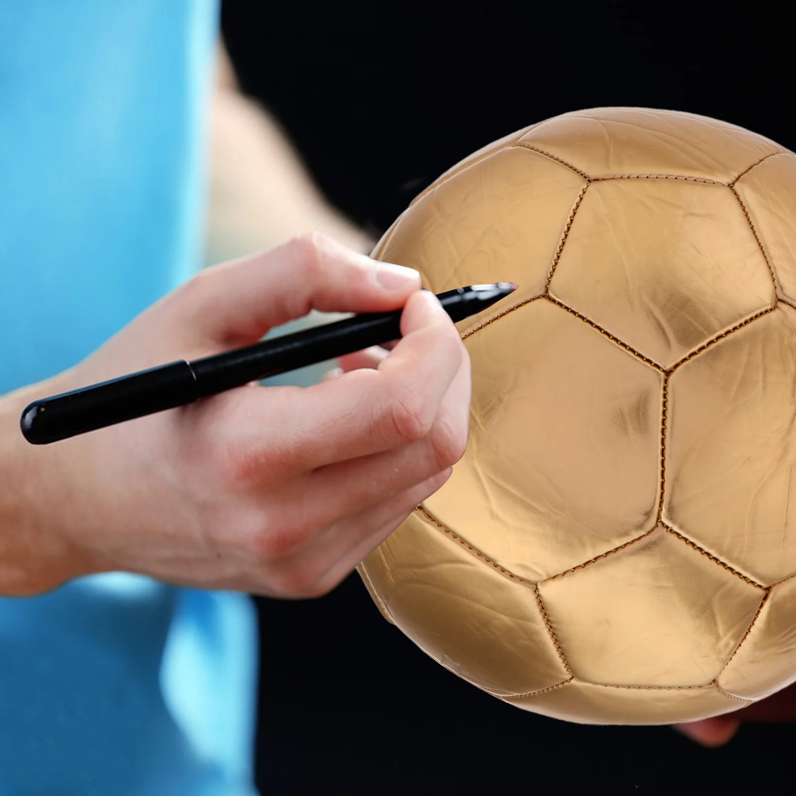 DIY Signature Soccer Ball Wear-Resistant Professional Football Size Training Matches Indoor Ornament Golden
DIY Signature Soccer Ball Wear-Resistant Professional Football Size Training Matches Indoor Ornament Golden