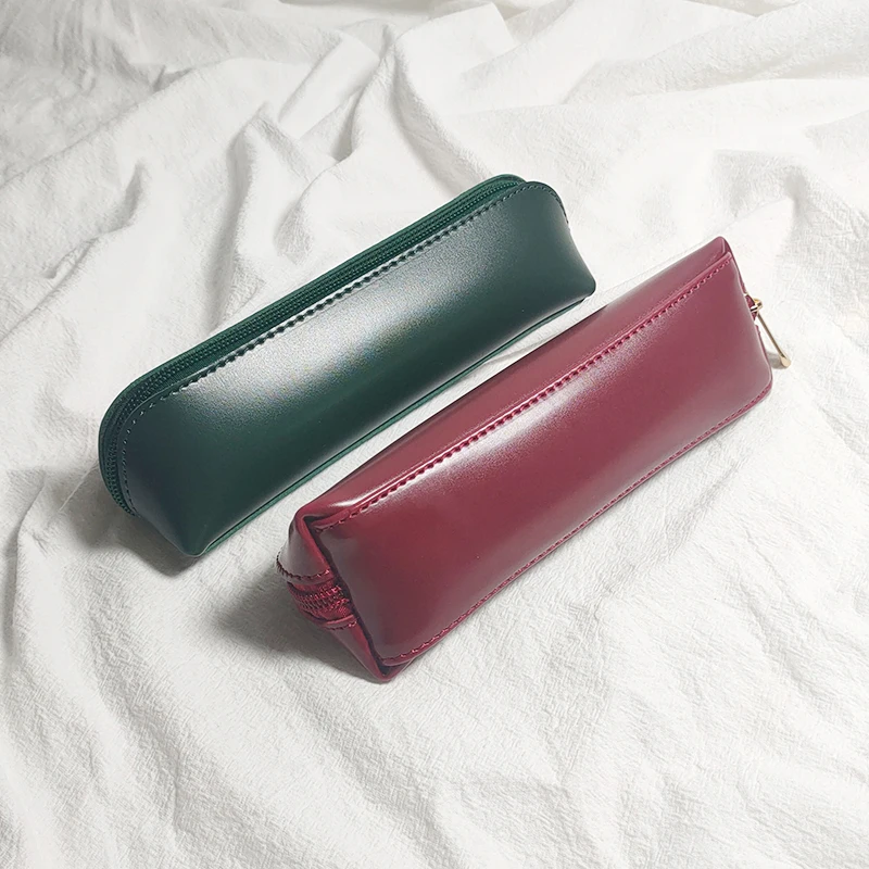 Creative PU Leather Simple Solid Color College Student Capacity Pen Bag Pencil Bag
Creative PU Leather Simple Solid Color College Student Capacity Pen Bag Pencil Bag