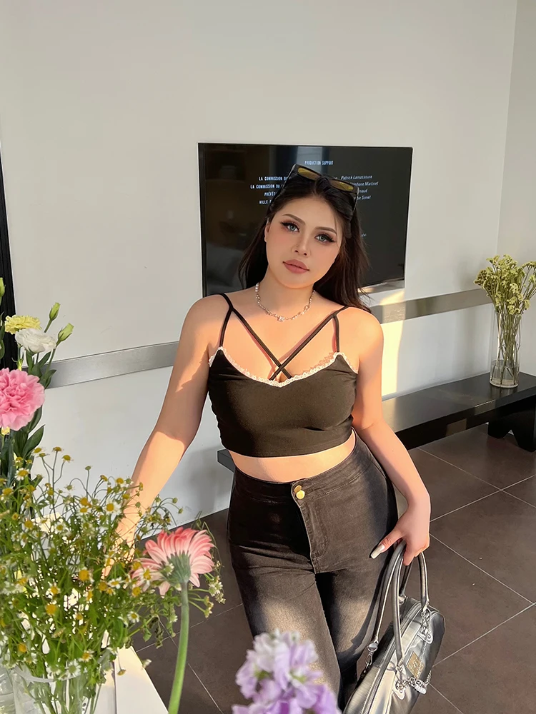 CDSOUL Spicy Girl Exclusively plus Size Low Neck Backless Vest Women Summer Inner Wear Outerwear Small Strap Top
CDSOUL Spicy Girl Exclusively plus Size Low Neck Backless Vest Women Summer Inner Wear Outerwear Small Strap Top