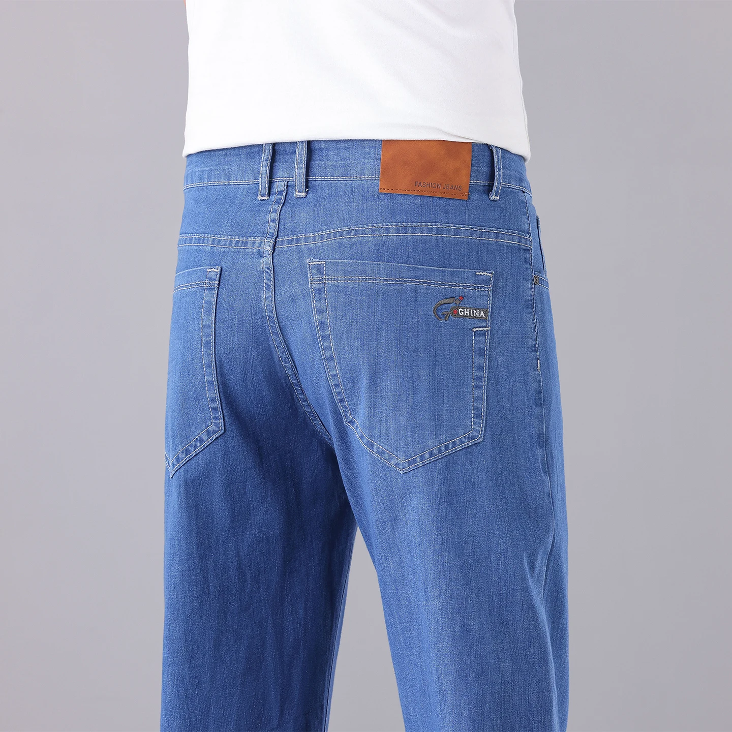 28-46 Plus Size Men's Straight Fit Loose Lightweight Jeans 2026 Summer Brand Clothing Cotton Stretch Jeans Classic Embroidery
28-46 Plus Size Men's Straight Fit Loose Lightweight Jeans 2026 Summer Brand Clothing Cotton Stretch Jeans Classic Embroidery