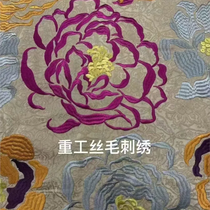 Heavy-duty silk and wool jacquard embroidery fabric for high-end custom-made autumn winter new outerwear cotton-padded
Heavy-duty silk and wool jacquard embroidery fabric for high-end custom-made autumn winter new outerwear cotton-padded
