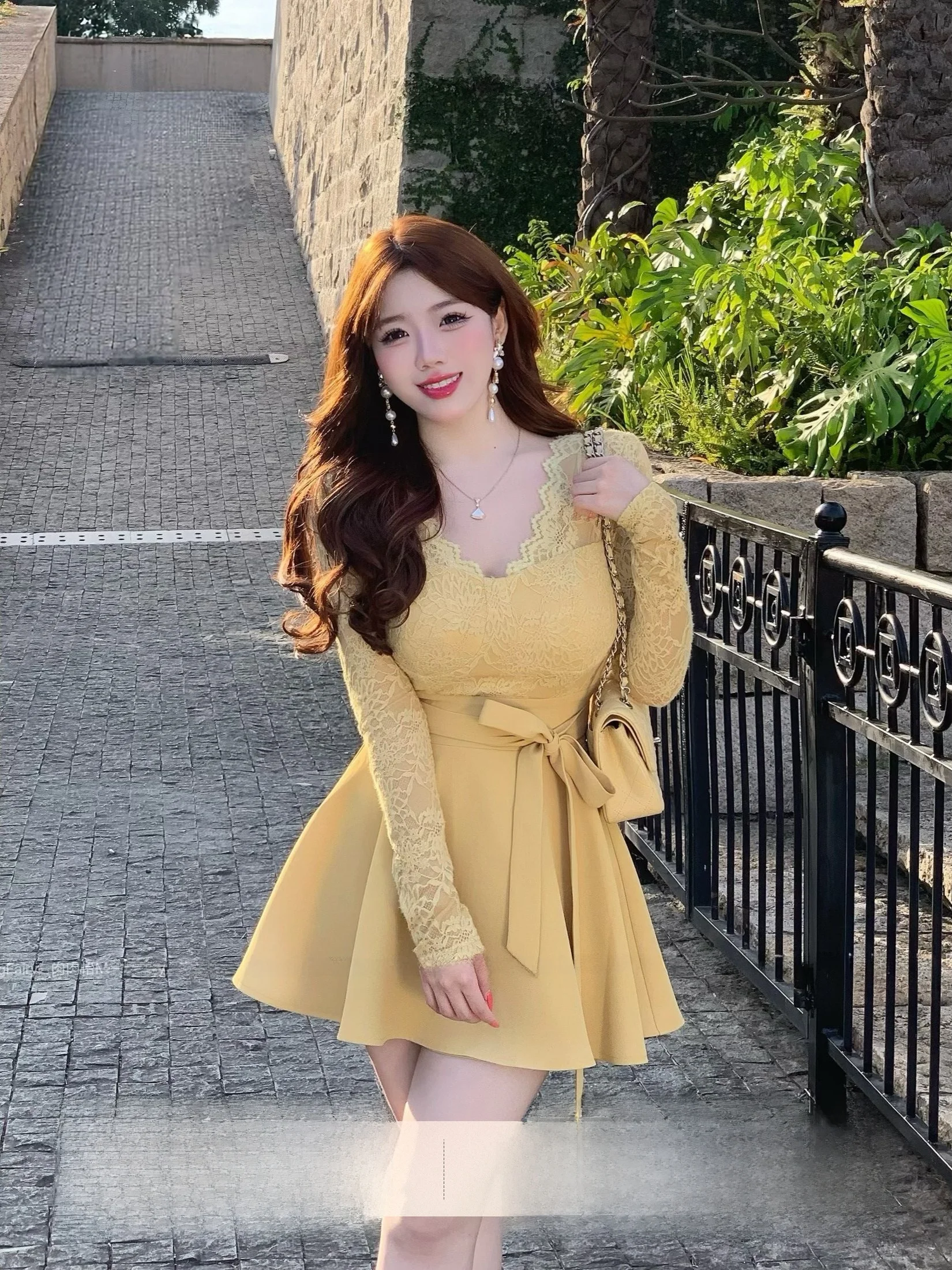 Romantic Princ Sle Lace Design Slim Fit Winter Dr Women's Faionable ature Fraance Sle Long Sve V-Ne Dr
Romantic Princ Sle Lace Design Slim Fit Winter Dr Women's Faionable ature Fraance Sle Long Sve V-Ne Dr