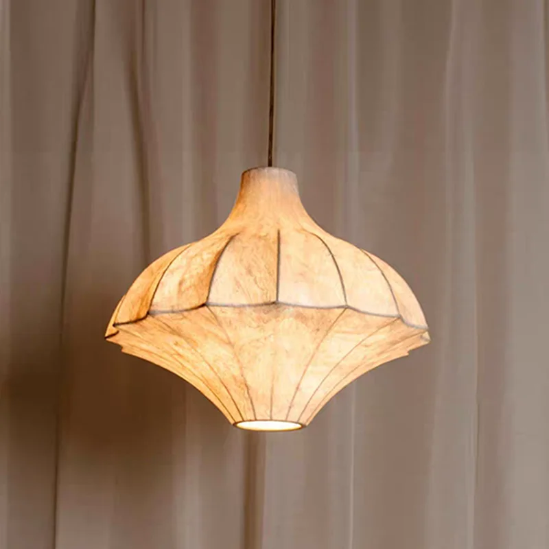 Японский Wabi Sabi Silk E27 Белый Подвесной Светильник Гостиная Столовая Спальня Бар Домашний Декор Люстра Крытый Блеск Освещение Лампа
Японский Wabi Sabi Silk E27 Белый Подвесной Светильник Гостиная Столовая Спальня Бар Домашний Декор Люстра Крытый Блеск Освещение Лампа