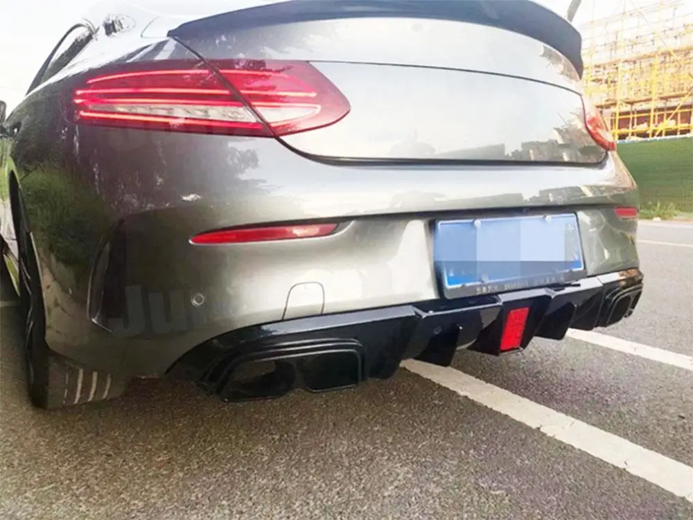 Real Carbon Fiber Car Rear Bumper Diffuser Lip with Exhaust for Mercedes Benz C Class C205 C63 AMG Coupe 2 Door 2015-2019 FRP
Real Carbon Fiber Car Rear Bumper Diffuser Lip with Exhaust for Mercedes Benz C Class C205 C63 AMG Coupe 2 Door 2015-2019 FRP