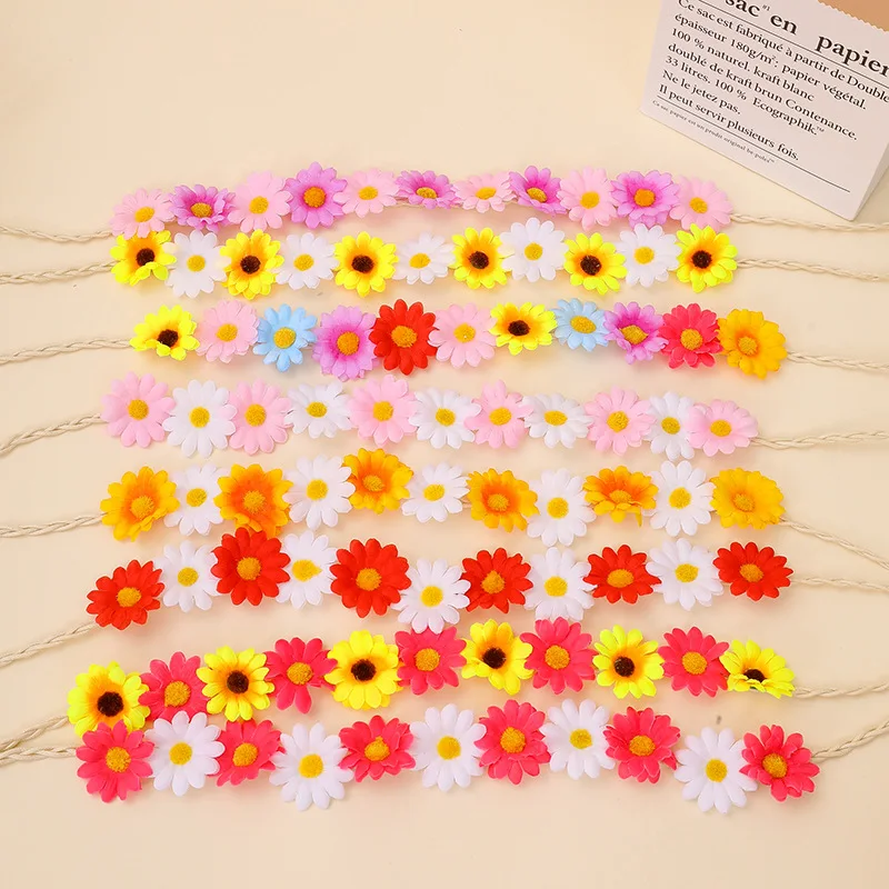 Повязка на голову с искусственными ромашками, реалистичная, регулируемая, яркая, на шнурке, аксессуар для волос
Повязка на голову с искусственными ромашками, реалистичная, регулируемая, яркая, на шнурке, аксессуар для волос