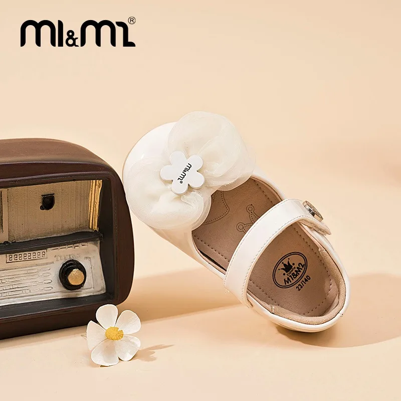 M1&M2 Fashion Solid Color Princess Sandals for Girls with Bow Kid Leather Non-Slip Single Shoes Toddler Spring Autumn Footwear
M1&M2 Fashion Solid Color Princess Sandals for Girls with Bow Kid Leather Non-Slip Single Shoes Toddler Spring Autumn Footwear