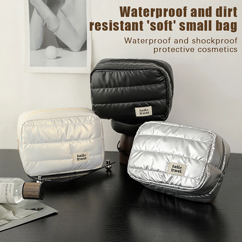 Fashion Large Capacity Makeup Bag Travel Organizer Portable Cosmetic Bag Multifunctional Storage Washbag
Fashion Large Capacity Makeup Bag Travel Organizer Portable Cosmetic Bag Multifunctional Storage Washbag