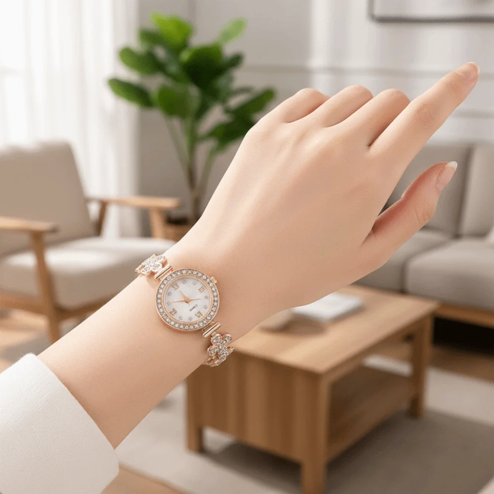 Slim Strap Ladies Quartz Watch Round Dial Small Dial Women Quartz Watch Pull Adjustable Leaf Design Rhinestone Watch Accessories
Slim Strap Ladies Quartz Watch Round Dial Small Dial Women Quartz Watch Pull Adjustable Leaf Design Rhinestone Watch Accessories