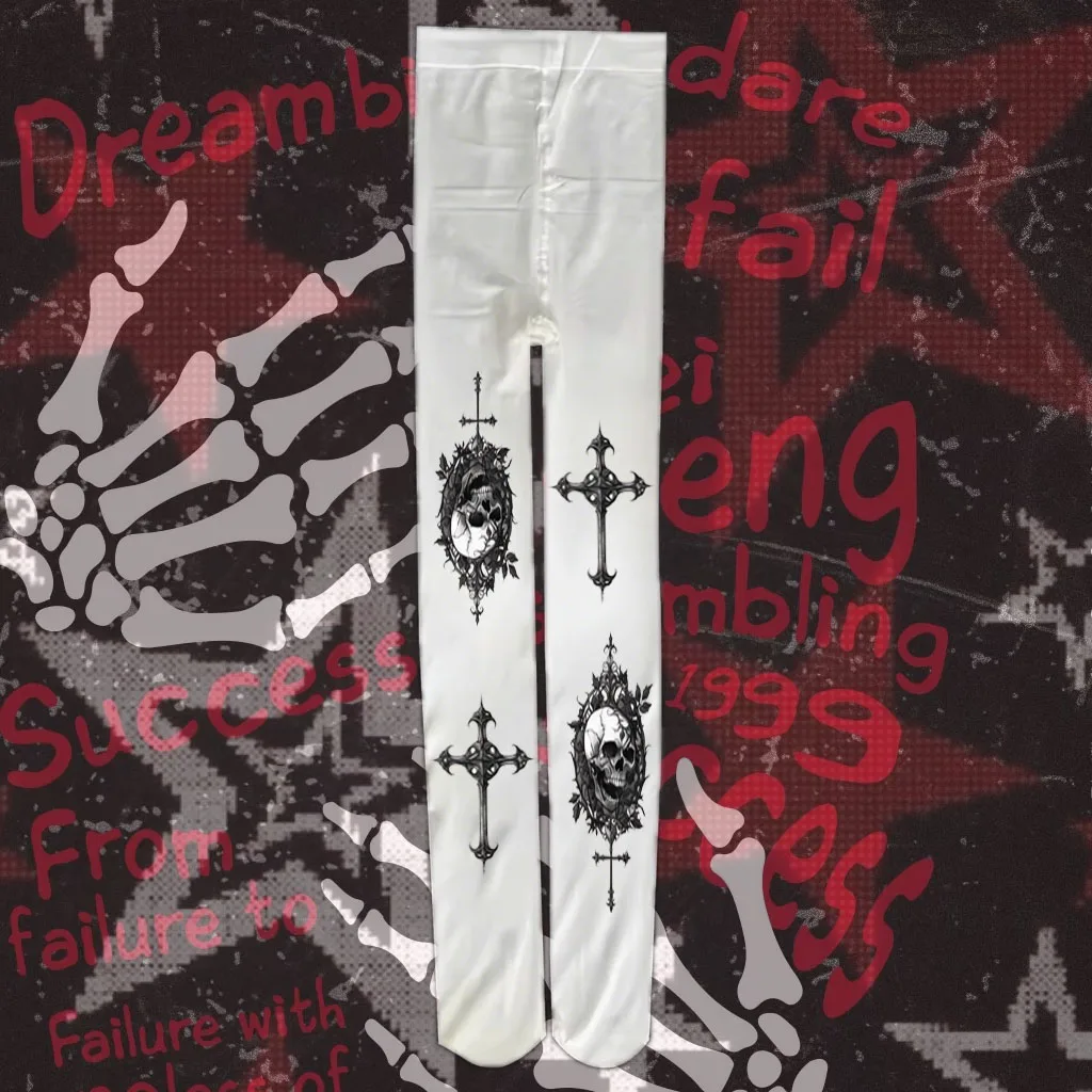 White Graffiti Pantyhose Skull Head Print Retro Gothic 2000s Fetish Harajuku Knee Socks Cosplay Socks Kawaii Y2K Emo Girls
White Graffiti Pantyhose Skull Head Print Retro Gothic 2000s Fetish Harajuku Knee Socks Cosplay Socks Kawaii Y2K Emo Girls