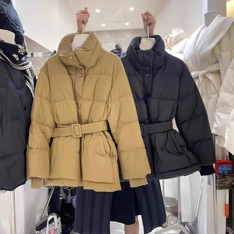 2024 Autumn/Winter New Women's Korean High-end Advanced Edition High Collar Buckle Loose Thick Warm Cotton Clothing Casual Coat 
2024 Autumn/Winter New Women's Korean High-end Advanced Edition High Collar Buckle Loose Thick Warm Cotton Clothing Casual Coat