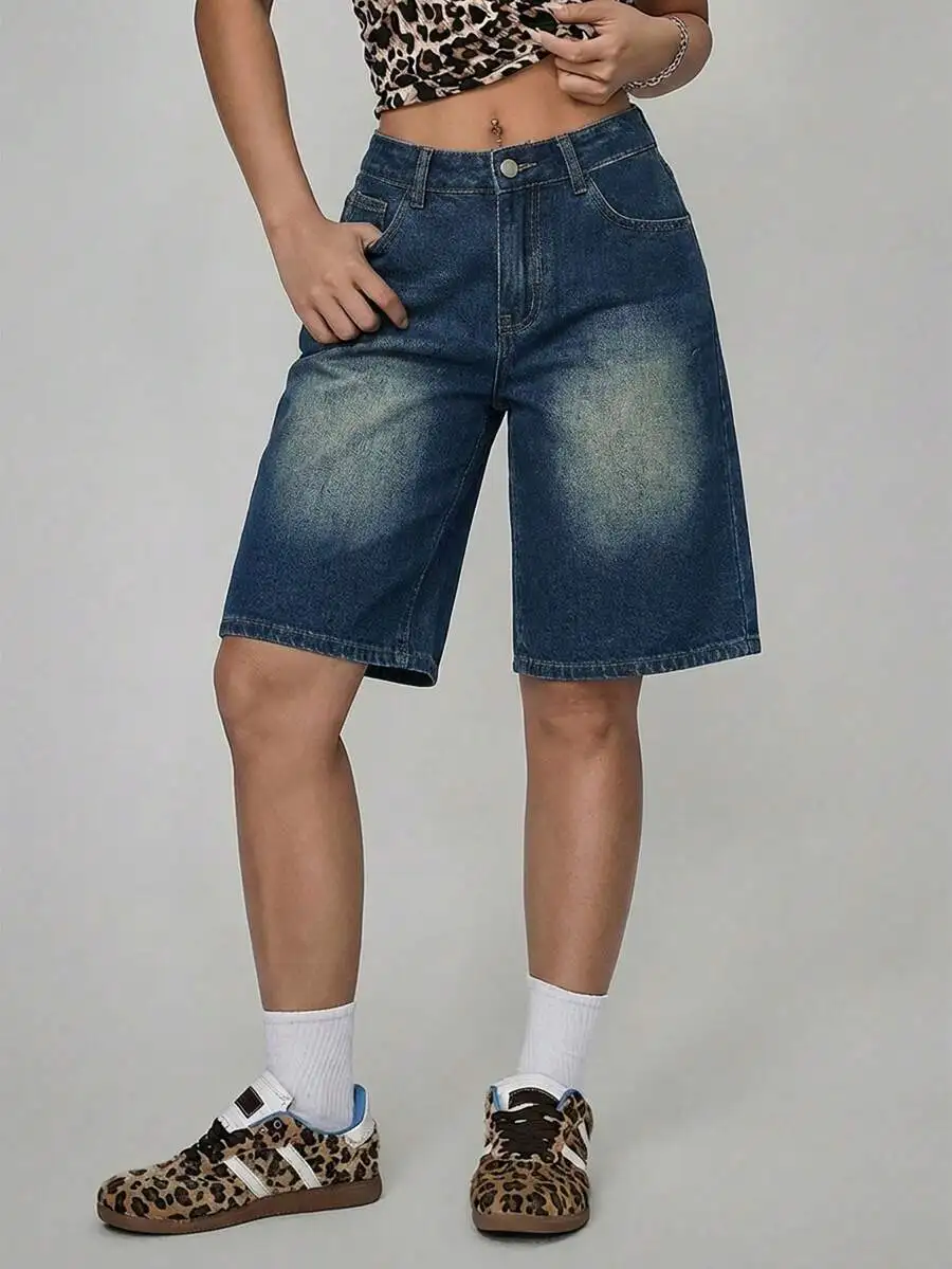 Womens Wide Leg Denim Shorts With Contrast Pocket Casual Style
Womens Wide Leg Denim Shorts With Contrast Pocket Casual Style