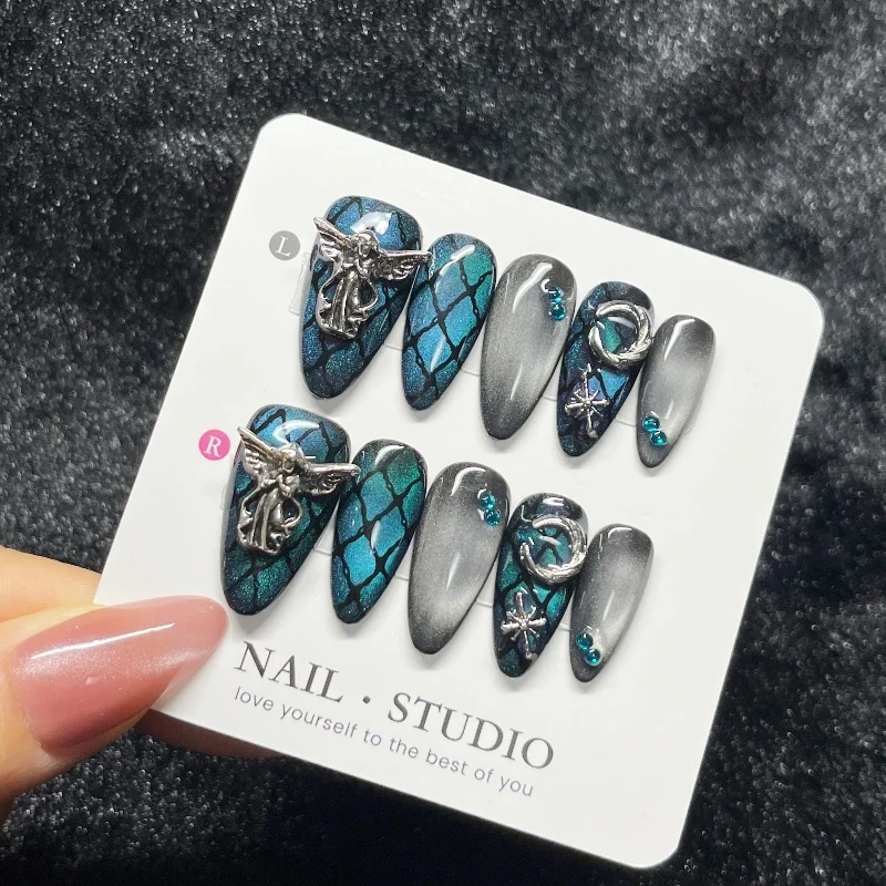 10PCS Gray Cat Eye Almond False Nail Blue Textures Handmade Mtallic Silver Angel Star Moon Decor Press on Nails Fantasy Manicure
10PCS Gray Cat Eye Almond False Nail Blue Textures Handmade Mtallic Silver Angel Star Moon Decor Press on Nails Fantasy Manicure