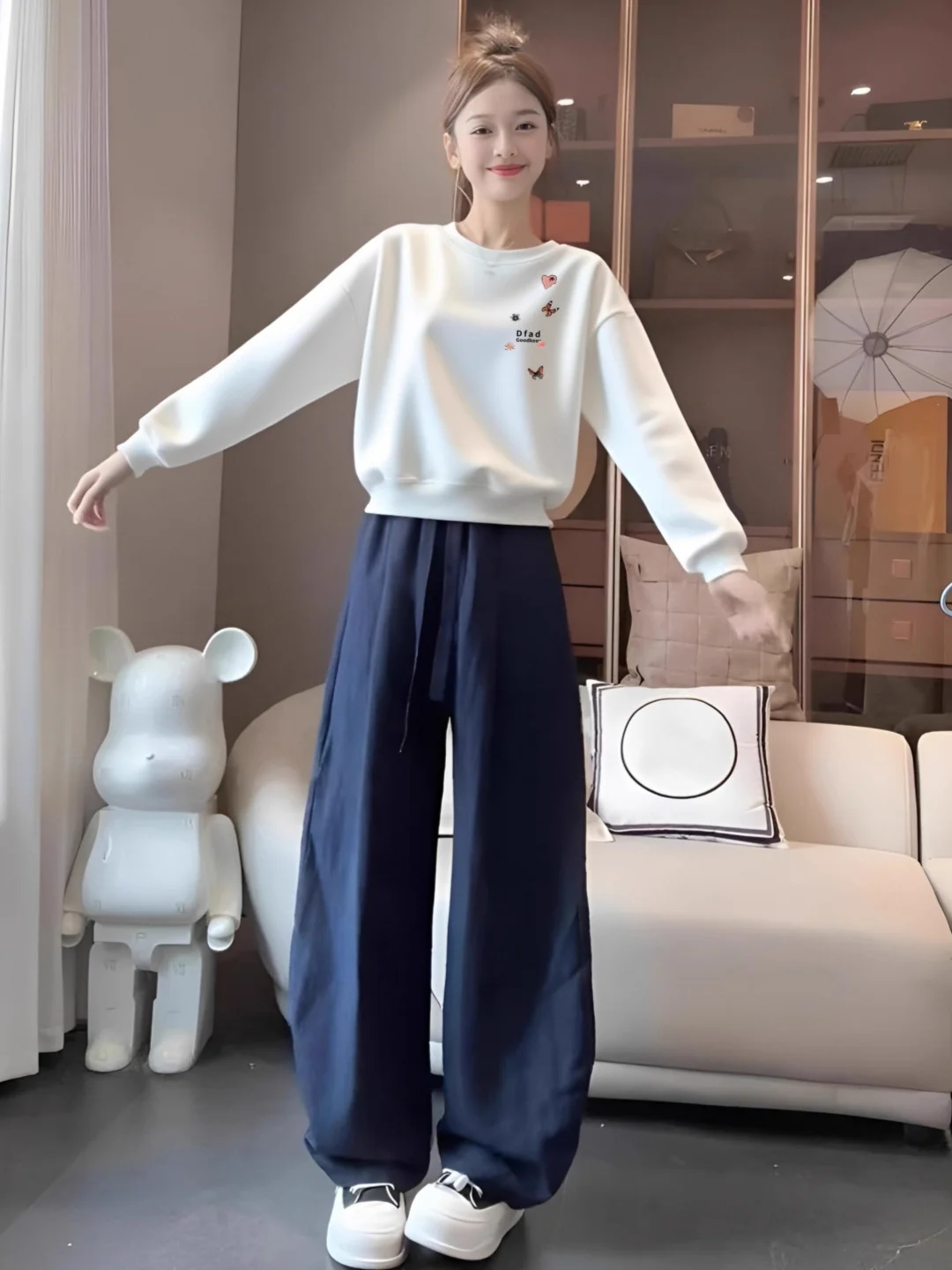 Retro American Print Short Sweatshirt Women's Thin Loose Lazy Style Versatile Hatless round Neck Top for Autumn
Retro American Print Short Sweatshirt Women's Thin Loose Lazy Style Versatile Hatless round Neck Top for Autumn