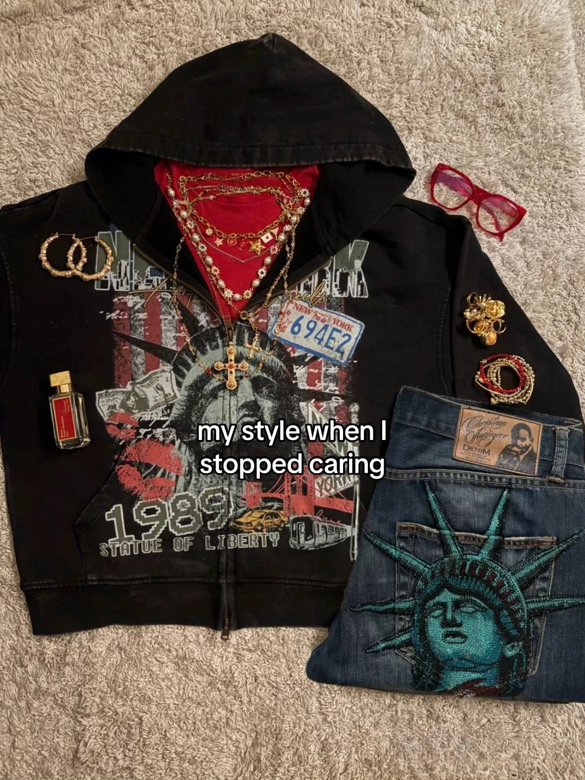 Y2k Американский стиль Статуя Свободы Бриллианты Джинсовые брюки с низкой талией Прямые женские повседневные широкие джинсы Harajuku Ретро Женская одежда
Y2k Американский стиль Статуя Свободы Бриллианты Джинсовые брюки с низкой талией Прямые женские повседневные широкие джинсы Harajuku Ретро Женская одежда