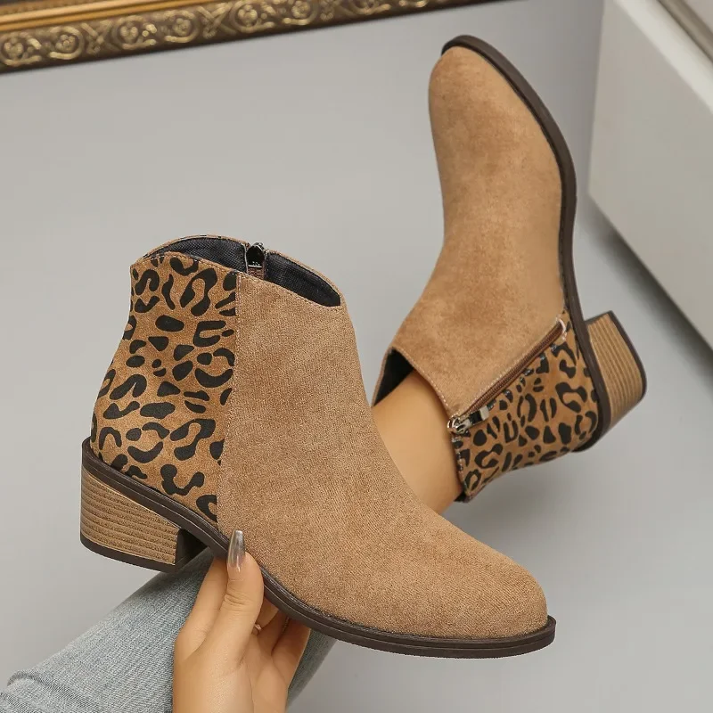 2025 New Fall-Winter Fashion Women's Vintage Suede Ankle Boots Casual Suede Boots Leopard Print Comfortable Women's Boots
2025 New Fall-Winter Fashion Women's Vintage Suede Ankle Boots Casual Suede Boots Leopard Print Comfortable Women's Boots