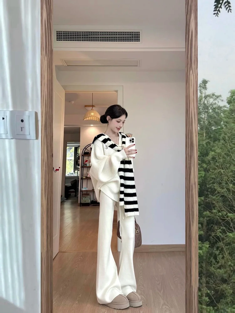 Korean Style Color Block Sweater Women's Autumn Winter Loose Lazy Loose Feeling Knitted Top Shoulder Wrap Long Sleeve round Neck
Korean Style Color Block Sweater Women's Autumn Winter Loose Lazy Loose Feeling Knitted Top Shoulder Wrap Long Sleeve round Neck