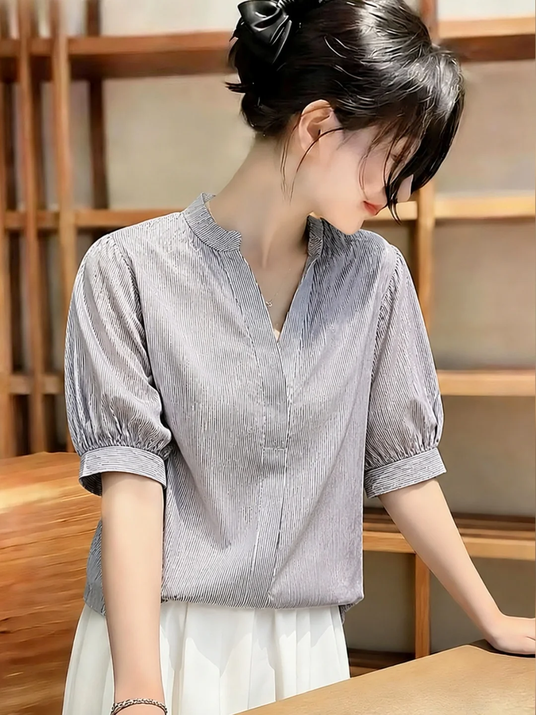 Summer 2026 Slimming Stripe Shirt Comfortable Casual Loose Short Sleeve Women's Fashion Top Quality Korean Style V-neck Tunic
Summer 2026 Slimming Stripe Shirt Comfortable Casual Loose Short Sleeve Women's Fashion Top Quality Korean Style V-neck Tunic