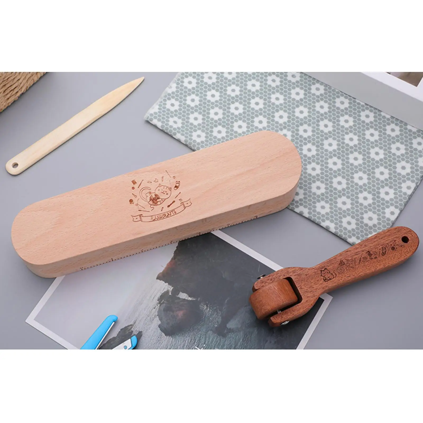 Клаппер из твердого дерева, простой в использовании ролик для швейных швов, прижим для швов для проектов «сделай сам», пошив ткани, обои, стеганые
Клаппер из твердого дерева, простой в использовании ролик для швейных швов, прижим для швов для проектов «сделай сам», пошив ткани, обои, стеганые