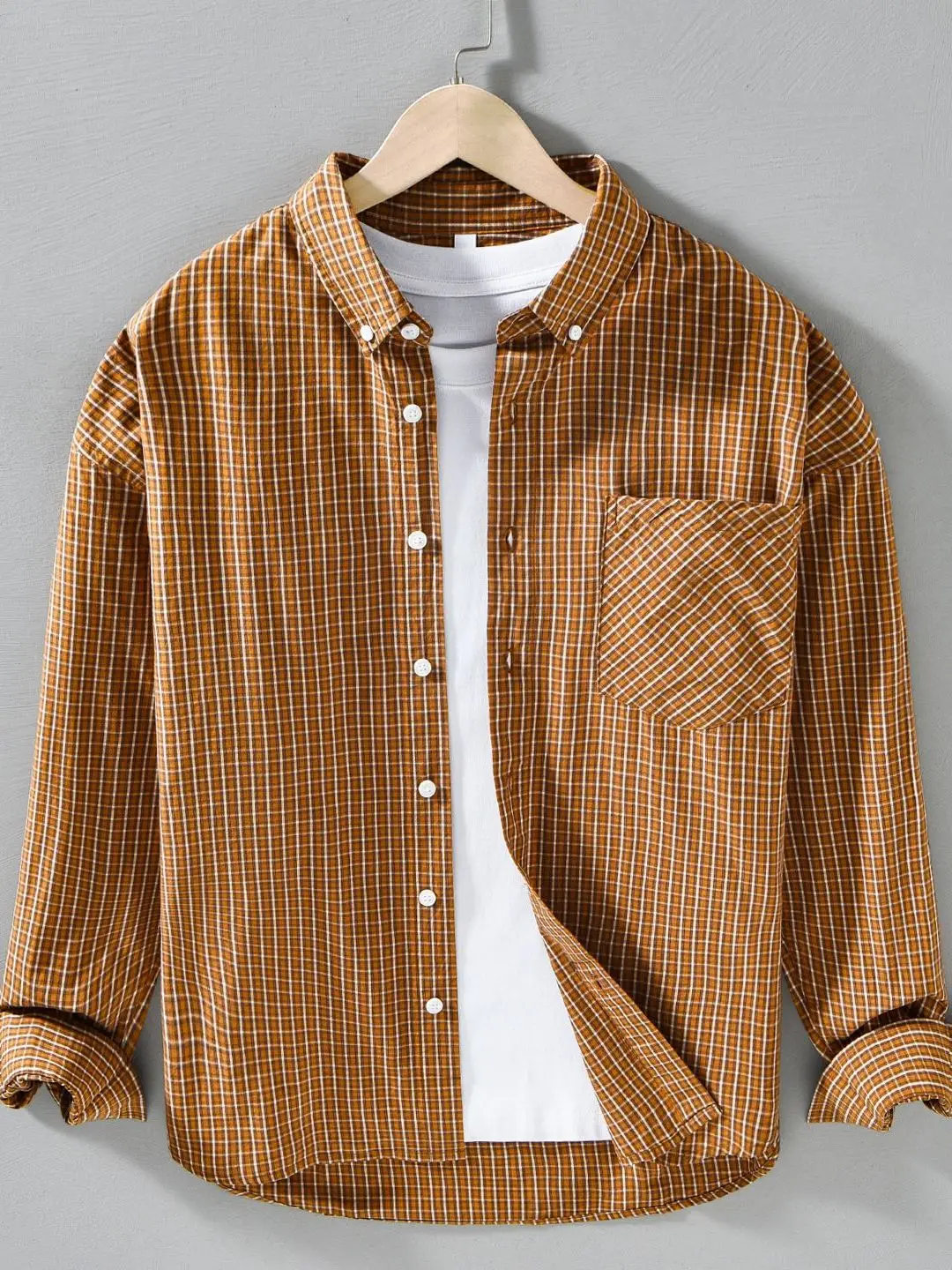Men's Retro Plaid Cotton Shirt Summer New Style Casual Breathable Outerwear Long Sleeve Loose Fit Button up Shirt Japanese Style
Men's Retro Plaid Cotton Shirt Summer New Style Casual Breathable Outerwear Long Sleeve Loose Fit Button up Shirt Japanese Style