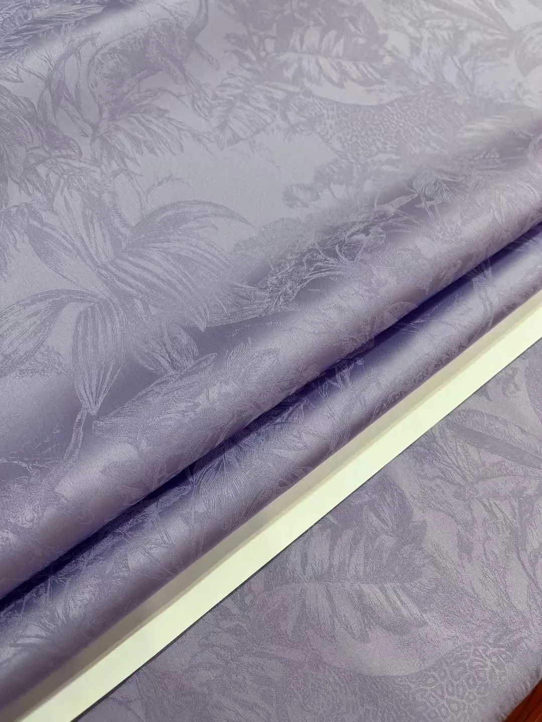 Ant Wrinkle Silk Satin Fabric with Elasticity Ancient Style Silk 140cm Width for And Skirt Making
Ant Wrinkle Silk Satin Fabric with Elasticity Ancient Style Silk 140cm Width for And Skirt Making