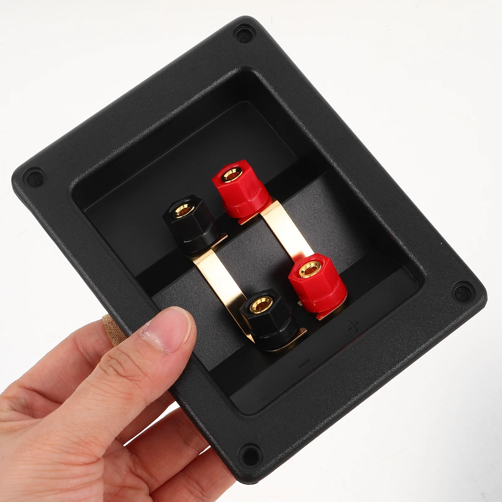 Speaker Terminal Box For Durable Plastic Universal Crossover Cable Connector Subwoofer
Speaker Terminal Box For Durable Plastic Universal Crossover Cable Connector Subwoofer