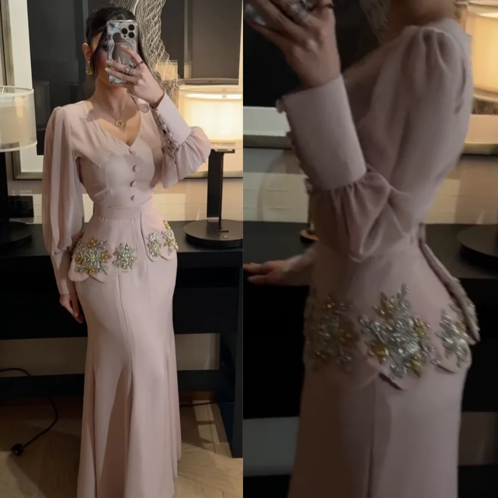 Customized Elegant Jersey Sequined Button Trumpet V-neck Long Dresses Bespoke Occasion Modern Style Simple
Customized Elegant Jersey Sequined Button Trumpet V-neck Long Dresses Bespoke Occasion Modern Style Simple